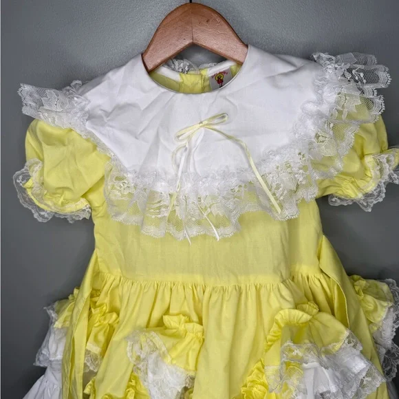 Lid'l Dolly's Original Southern Belle Dress - Picture 4 of 10